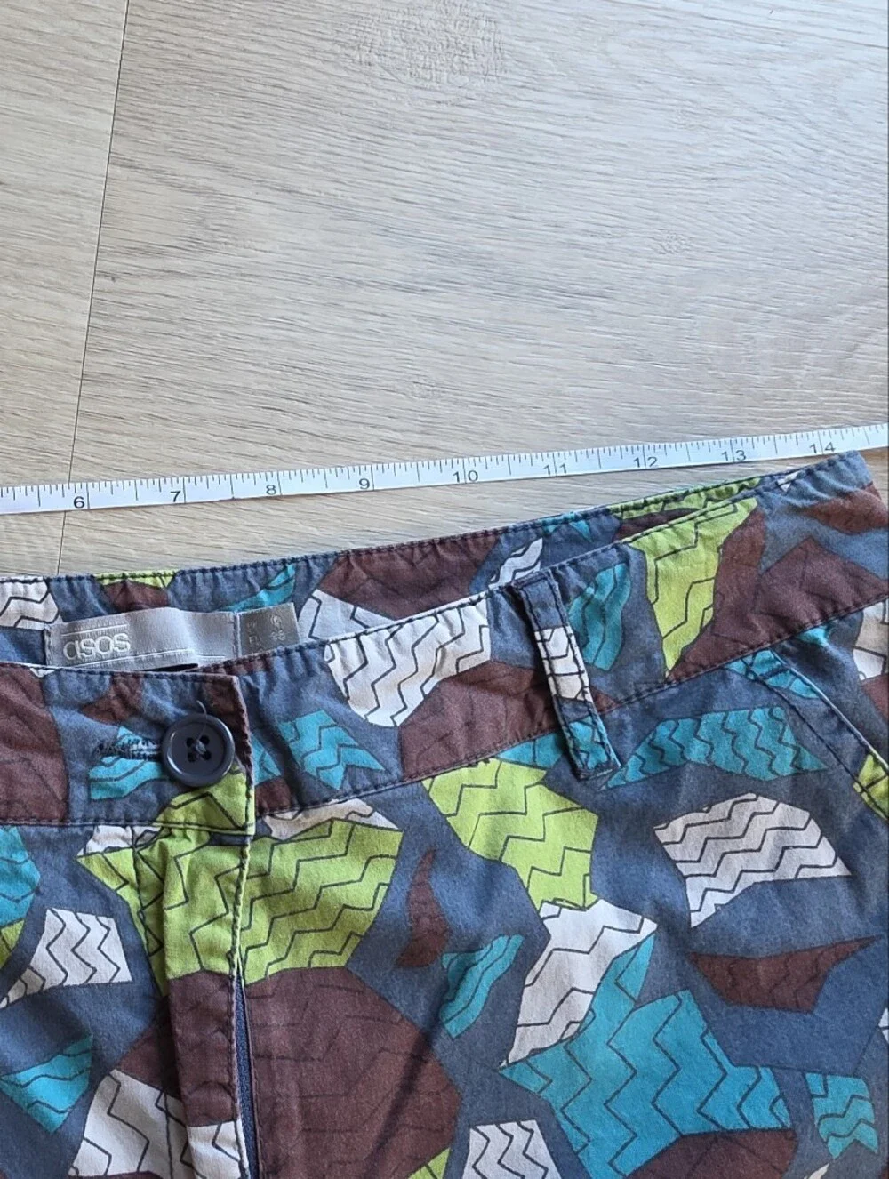 ASOS Multicolor Geometric Print Capris - Picture 7 of 9